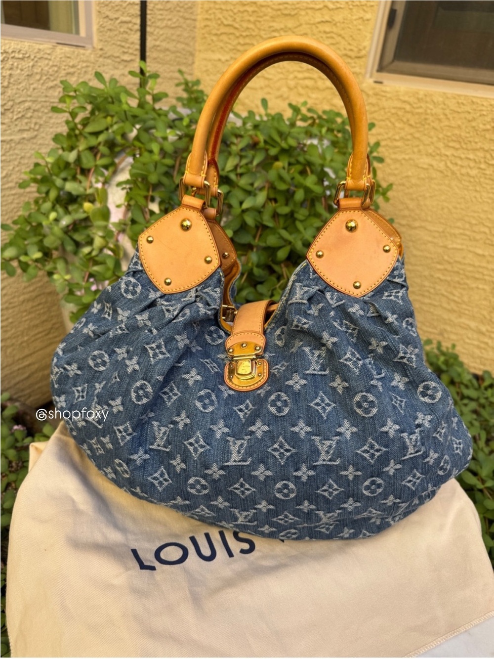 Louis Vuitton Monogram Denim Mahina XL